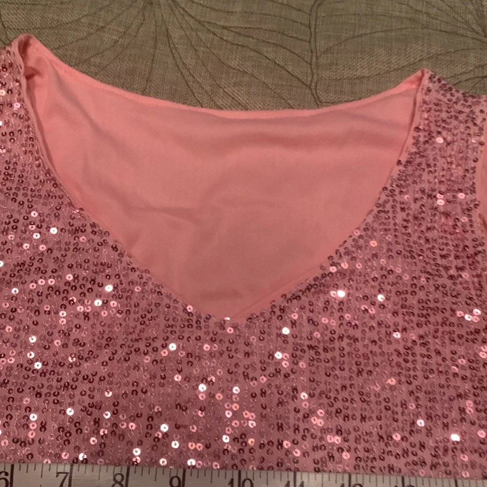 Chic Pink Sequin Sleeveless Top - Picture 6 of 6